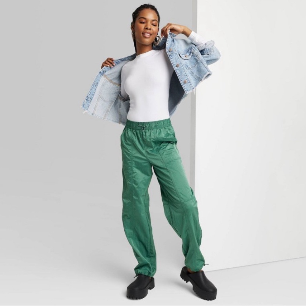 Target Wild Fable high-rise toggle parachute pants green sz small